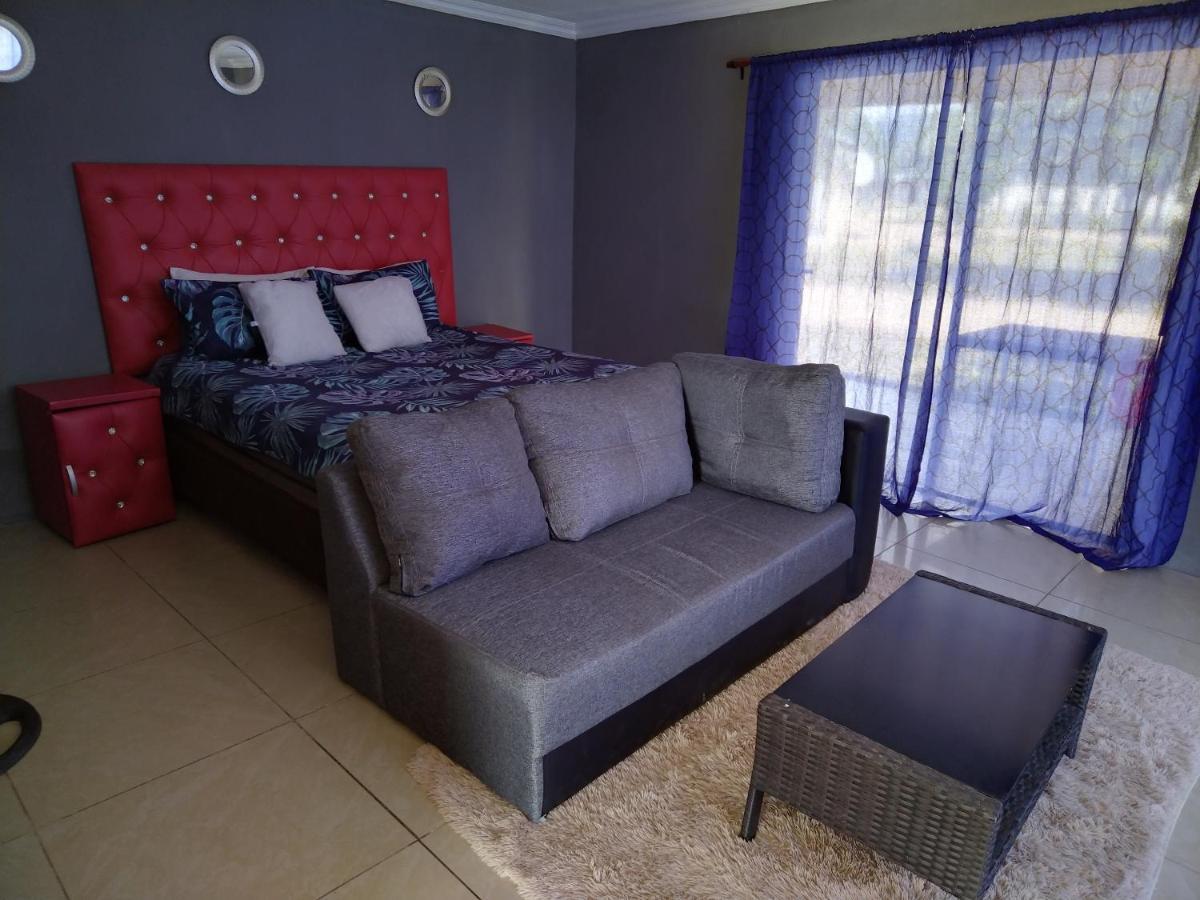 Moholoholo Lodge Acornhoek Экстерьер фото